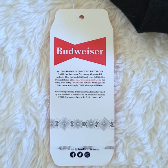 Brew🍺 City🏙 Budweiser Graphic Tee👕 - NWT - Picture 6 of 12